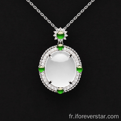 Pendentif en or massif de jadeite blanc glacé 18K